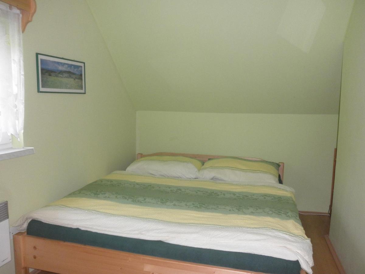 Chaty Pod Knizeci, Trojanovice Buitenkant foto