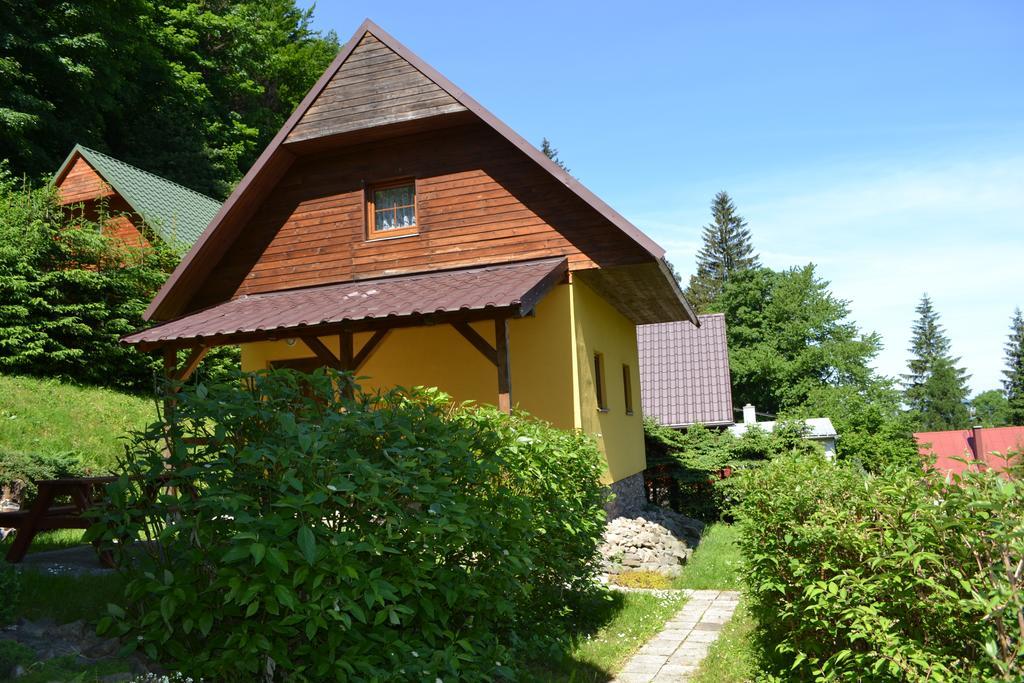 Chaty Pod Knizeci, Trojanovice Buitenkant foto